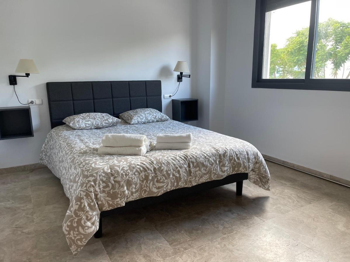 Stelarium-suite Con Bano Privado En Casa Compartida-uebica2 Homestay Mairena del Aljarafe